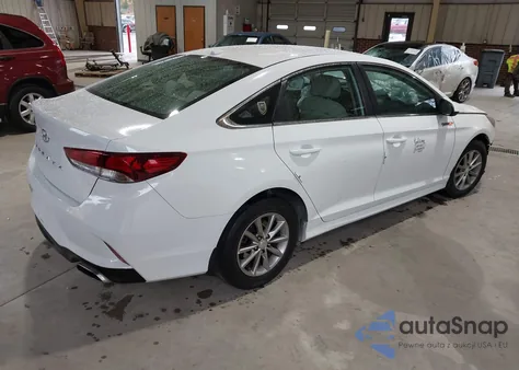 2018 Hyundai Sonata Se z USA, uszkodzony, nr VIN 5NPE24AF6JH665502